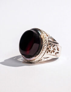Yemeni Aqeeq (Agate) Ring – Handcrafted Silver