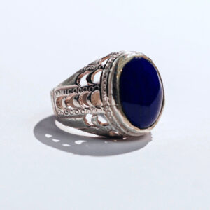 Lapis Lazuli Ring – Traditional Silver Design